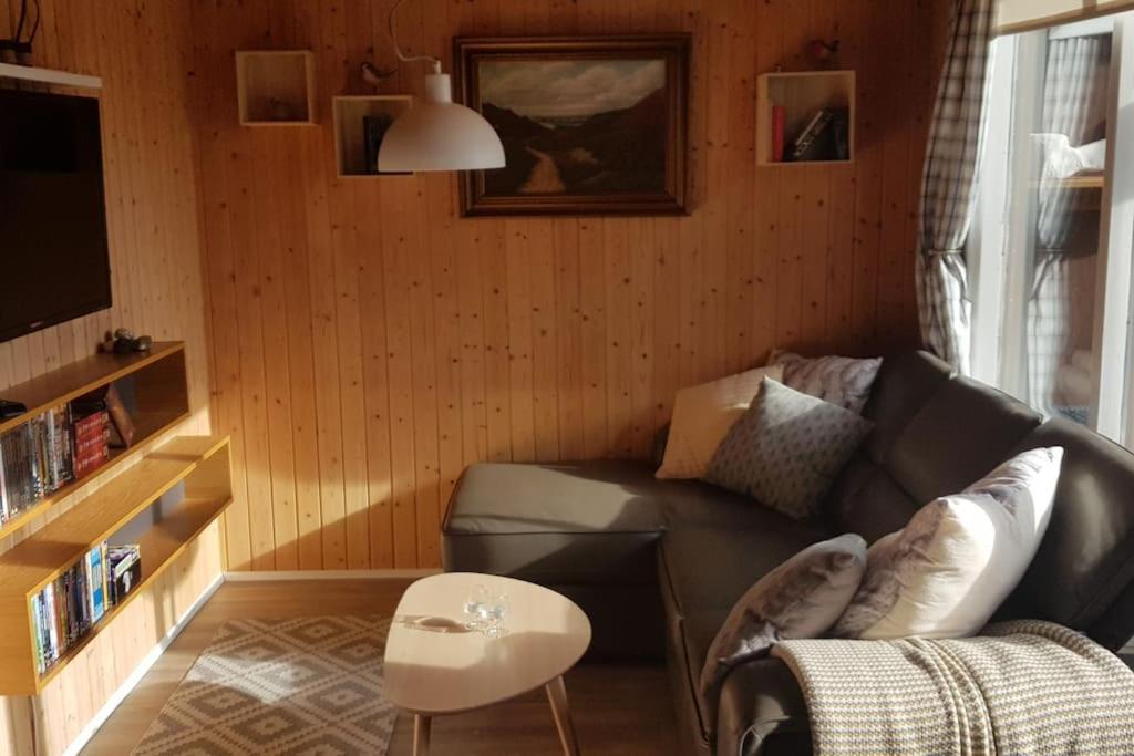 Cabin In The Lava. Near Husavik Skogar  Bagian luar foto