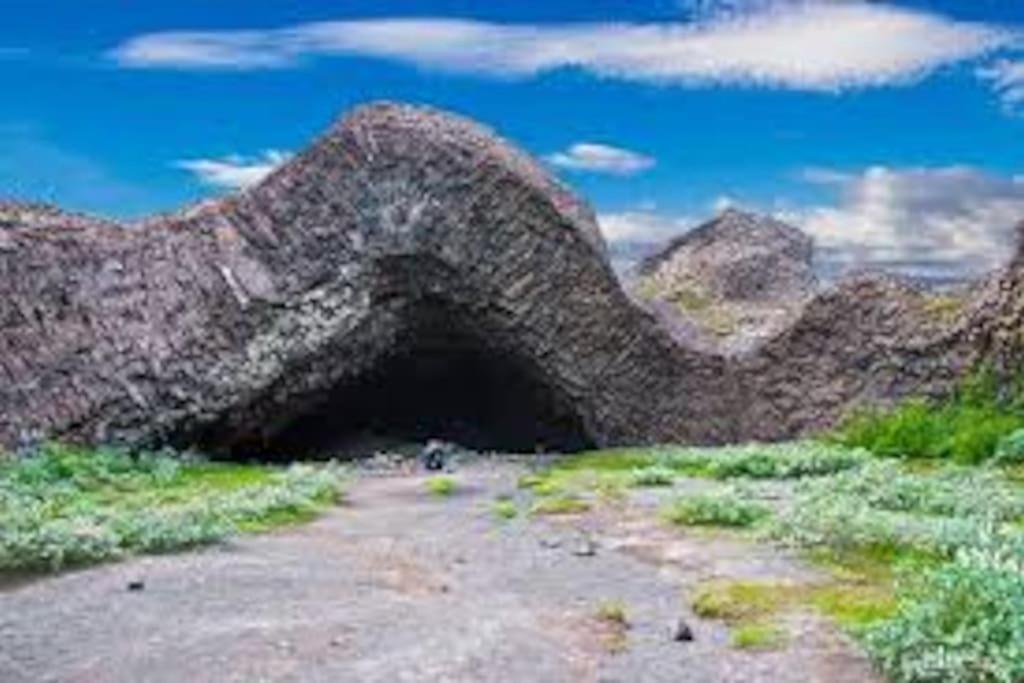 Cabin In The Lava. Near Husavik Skogar  Bagian luar foto